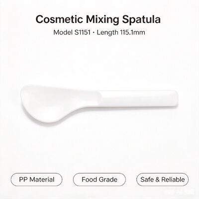 คุณภาพ  Food grade PP cosmetic spatula S1151, 115.1mm plastic beauty mixing scoop. Smooth curved head for mixing mask powder & applying skincare cream, ideal for beauty salon & home DIY skincare โรงงาน