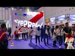 กระเป๋าหัดดื่มและแก้วกาแฟ สถานที่จัดนิทรรศการ