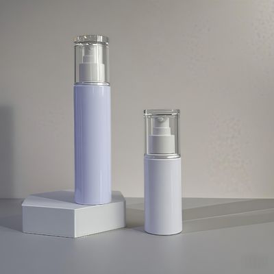 กระป๋องสเปรย์พลาสติก PET ที่มีความจุได้หลายประเภท พร้อมทางเลือกการบรรจุที่หลากหลายและสีที่กําหนดเองสําหรับการใช้เครื่องสําอาง